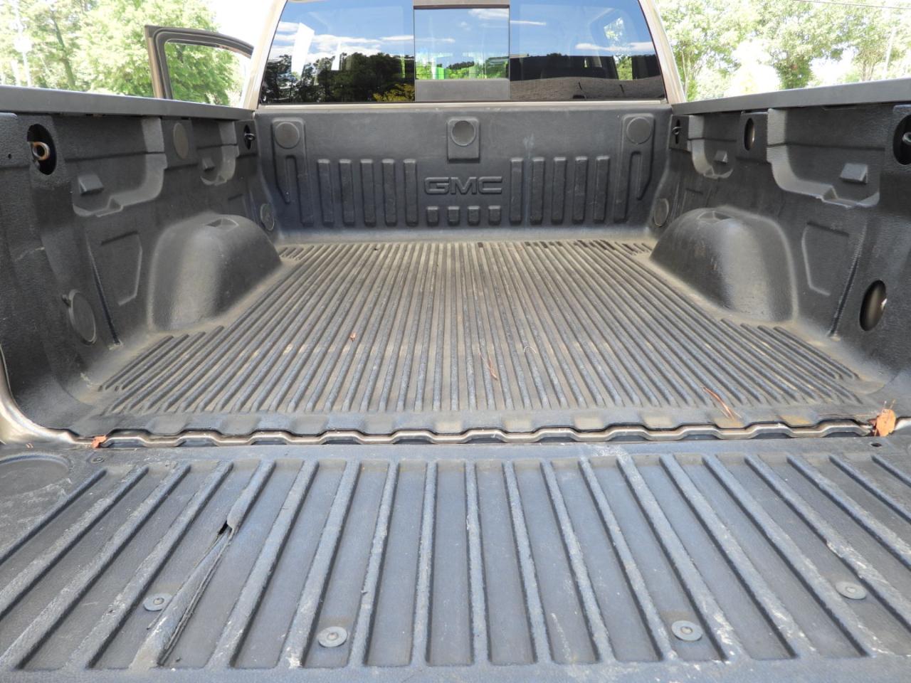 GMC Sierra 1500 SLE Crew Cab Long Box 2WD 2015