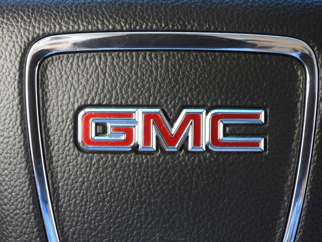 GMC Sierra 1500 SLE Crew Cab Long Box 2WD 2015