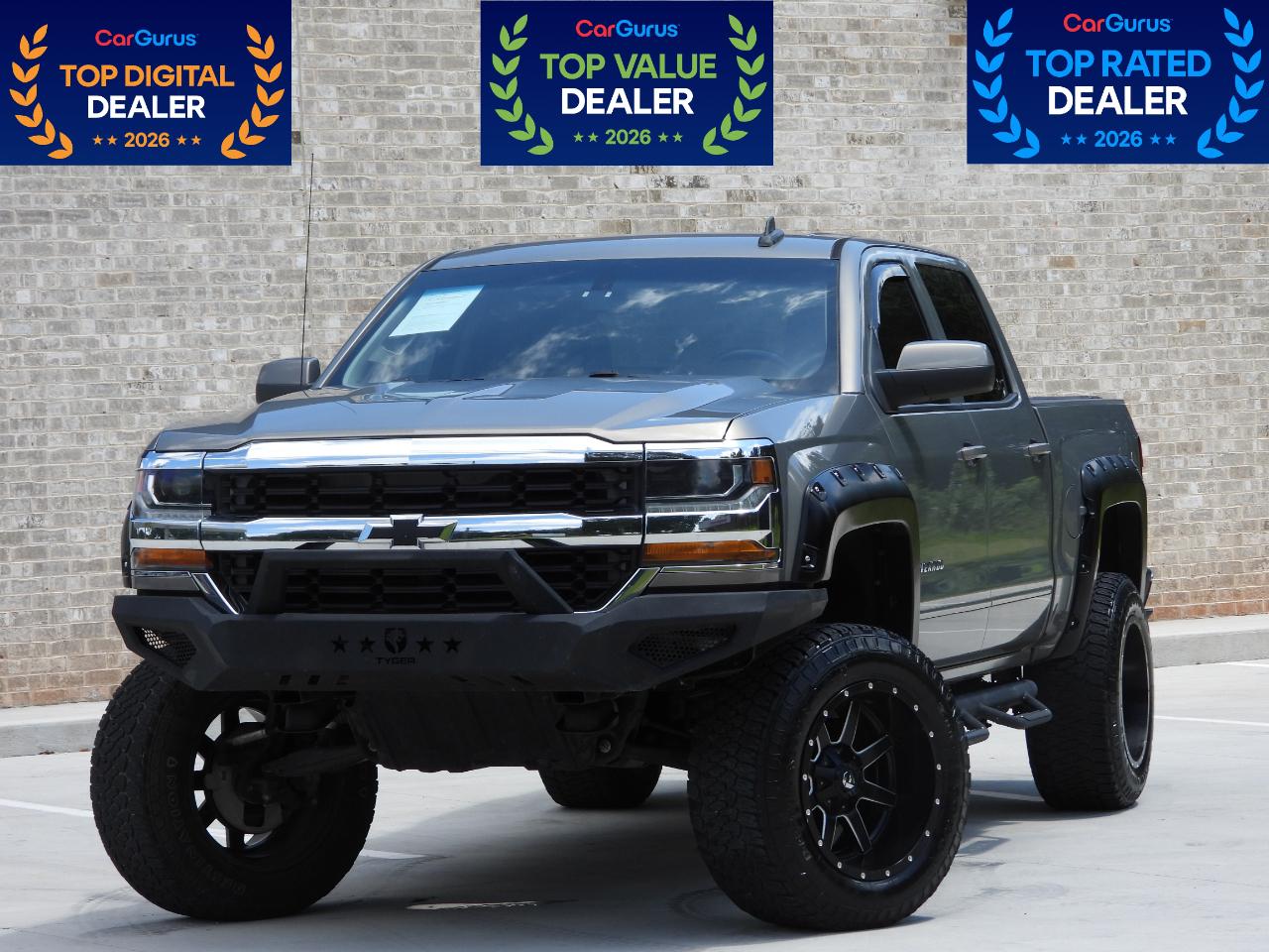 2017 Chevrolet Silverado 1500 LT Crew Cab 2WD