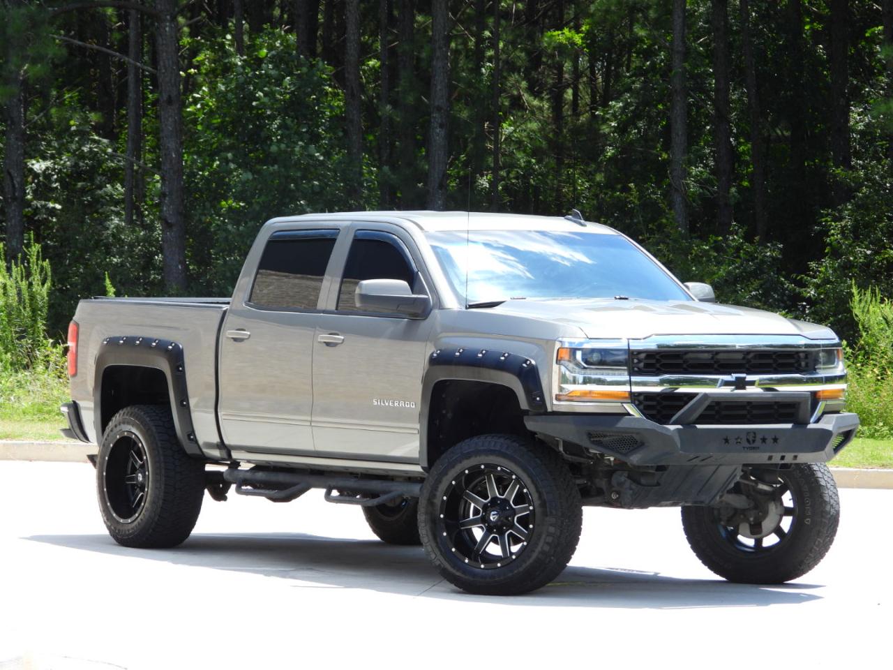 Chevrolet Silverado 1500 LT Crew Cab 2WD 2017