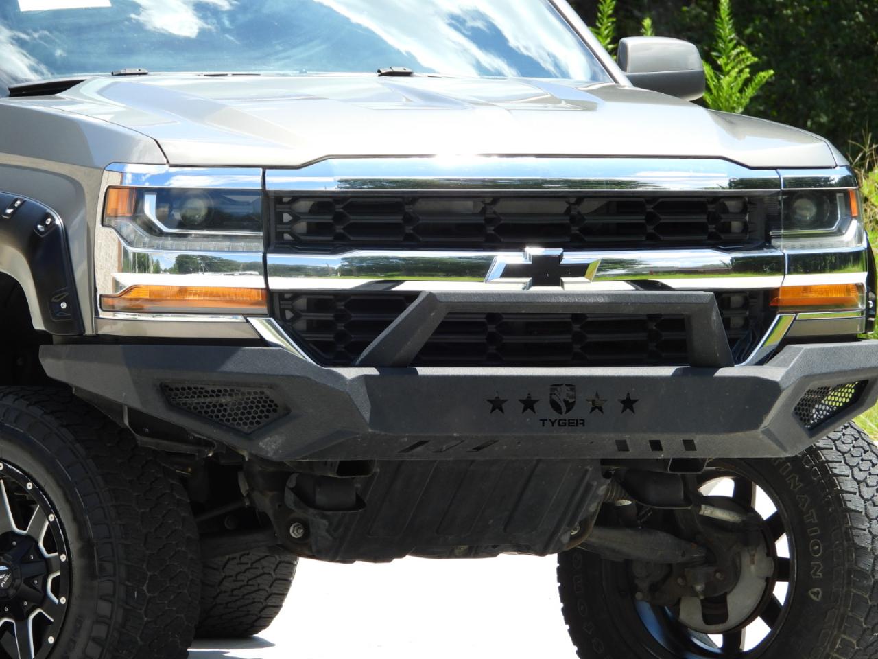 Chevrolet Silverado 1500 LT Crew Cab 2WD 2017