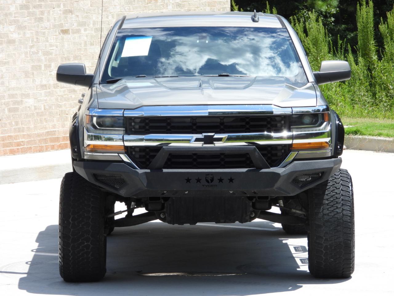 Chevrolet Silverado 1500 LT Crew Cab 2WD 2017