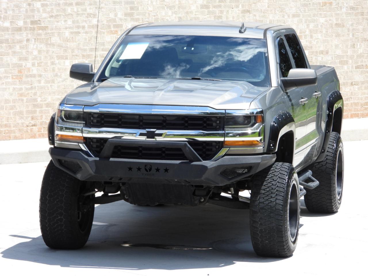 Chevrolet Silverado 1500 LT Crew Cab 2WD 2017
