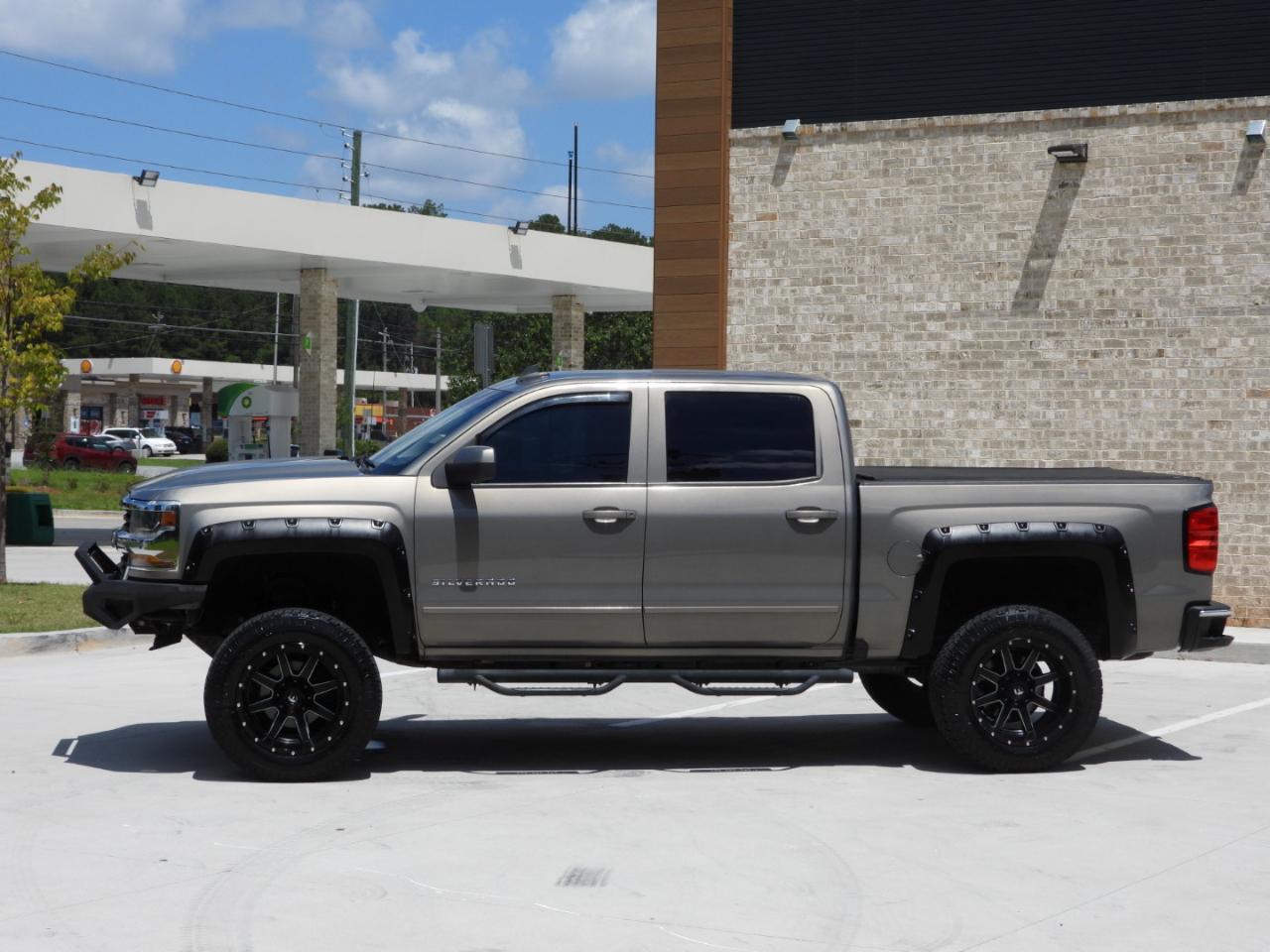 Chevrolet Silverado 1500 LT Crew Cab 2WD 2017