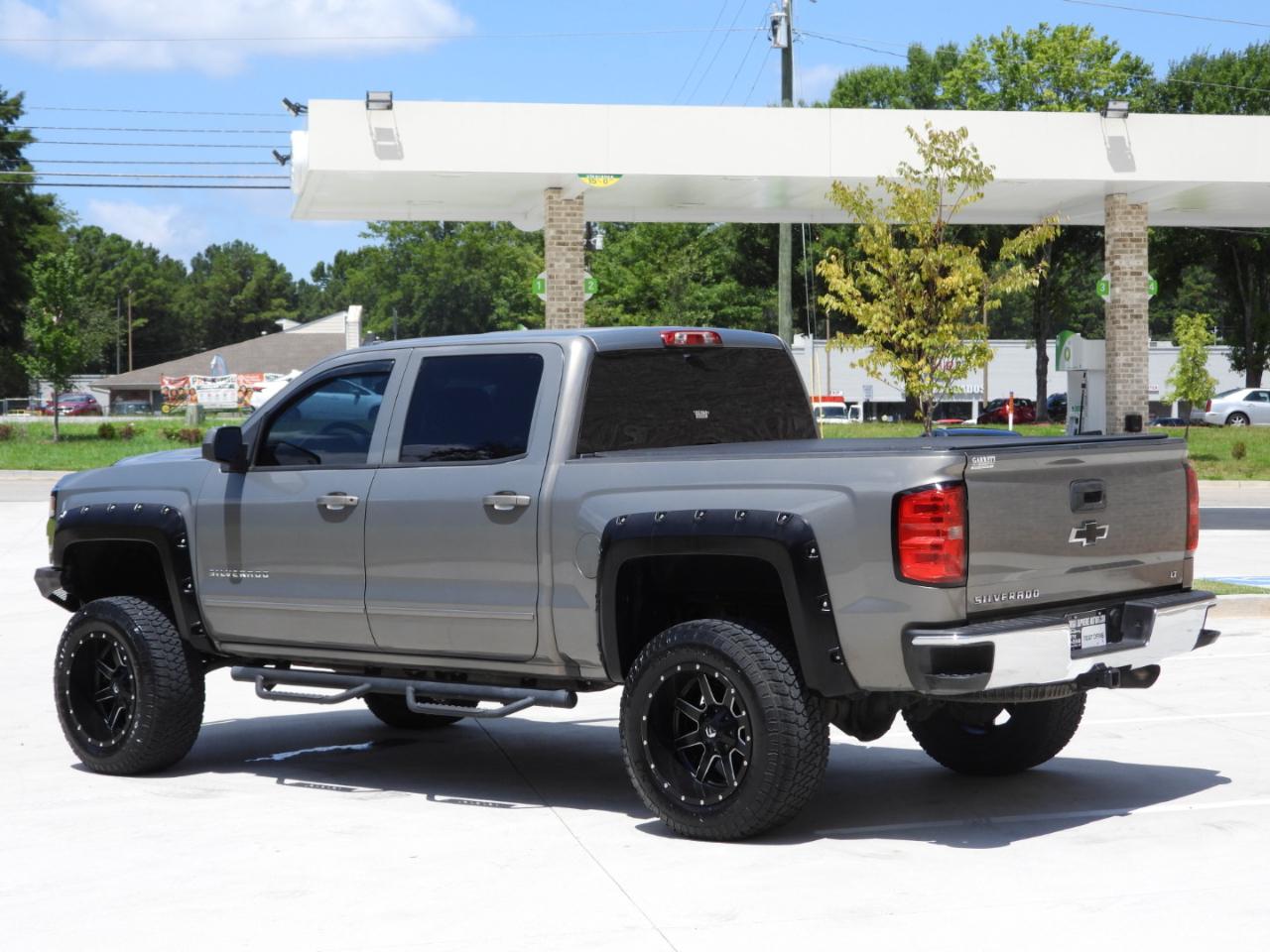 Chevrolet Silverado 1500 LT Crew Cab 2WD 2017