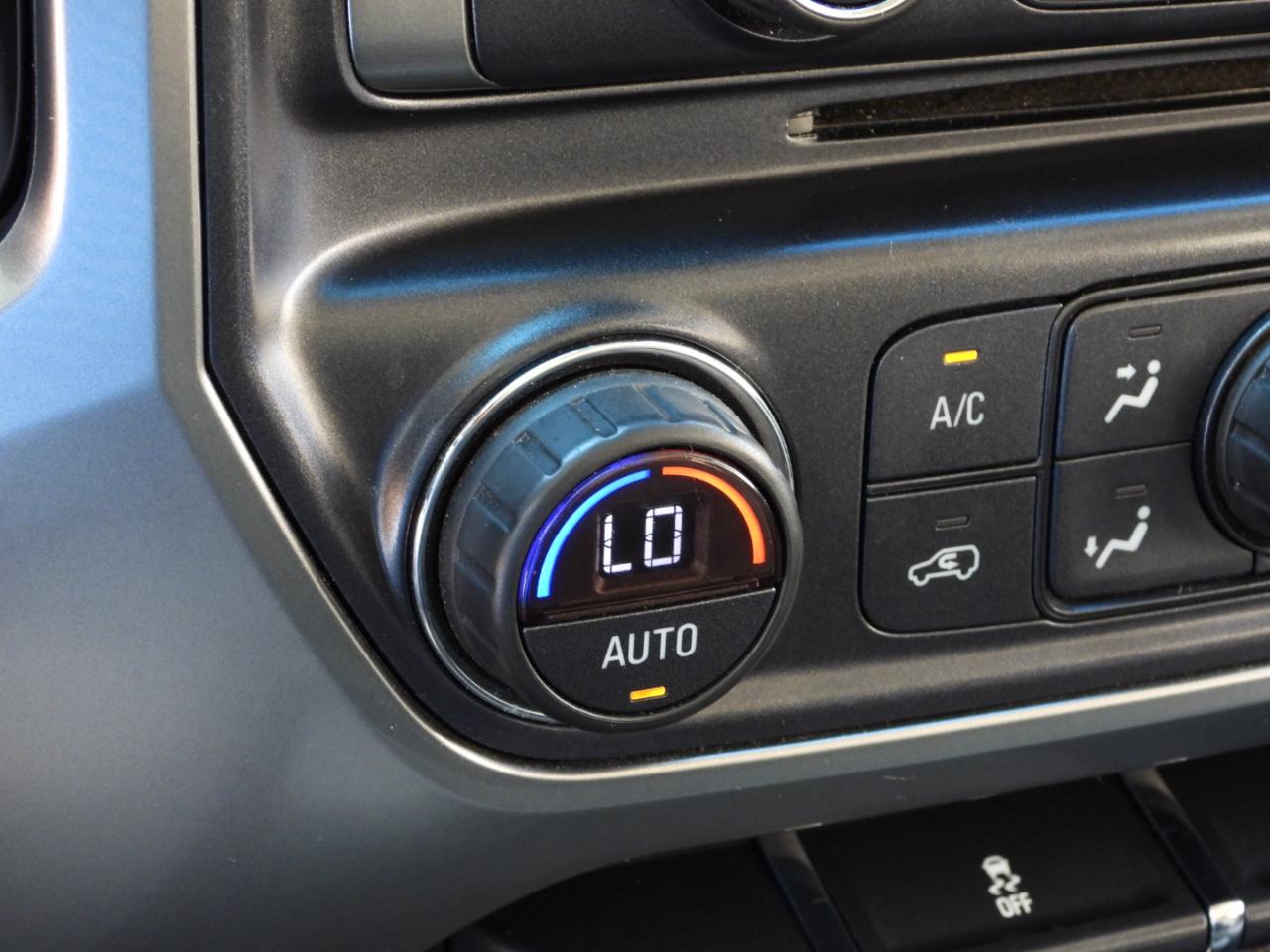 Chevrolet Silverado 1500 LT Crew Cab 2WD 2017