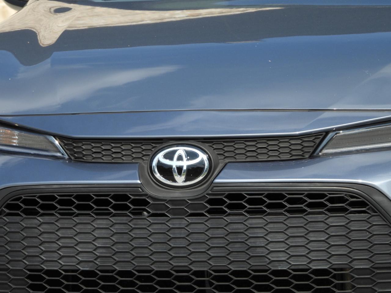 Toyota Corolla LE 2022