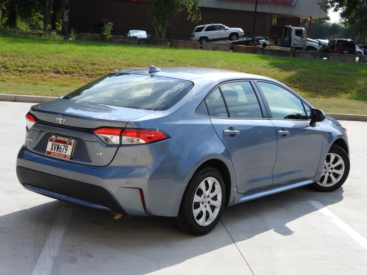 Toyota Corolla LE 2022