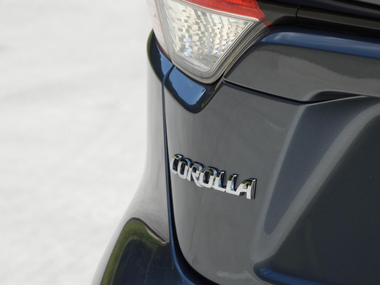 Toyota Corolla LE 2022