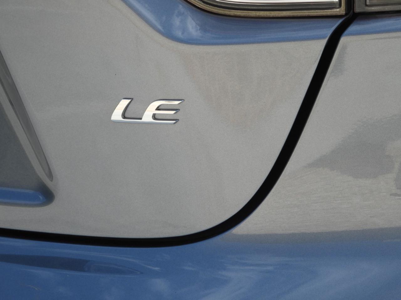 Toyota Corolla LE 2022
