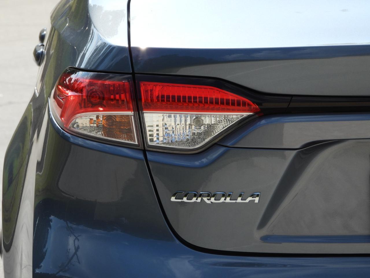 Toyota Corolla LE 2022