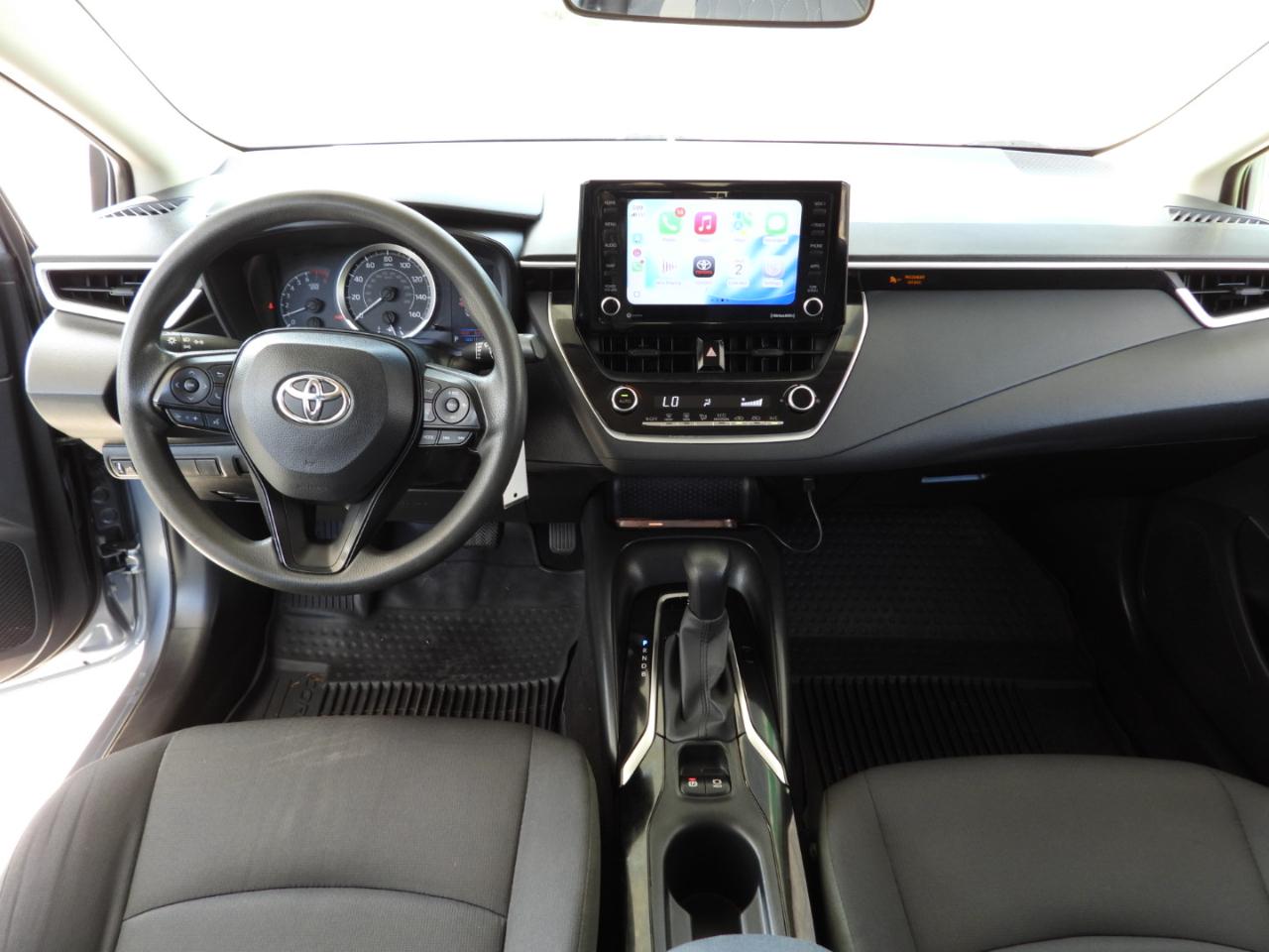 Toyota Corolla LE 2022
