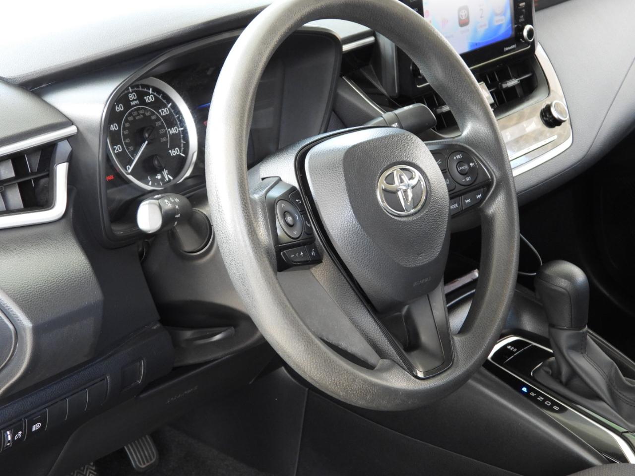 Toyota Corolla LE 2022