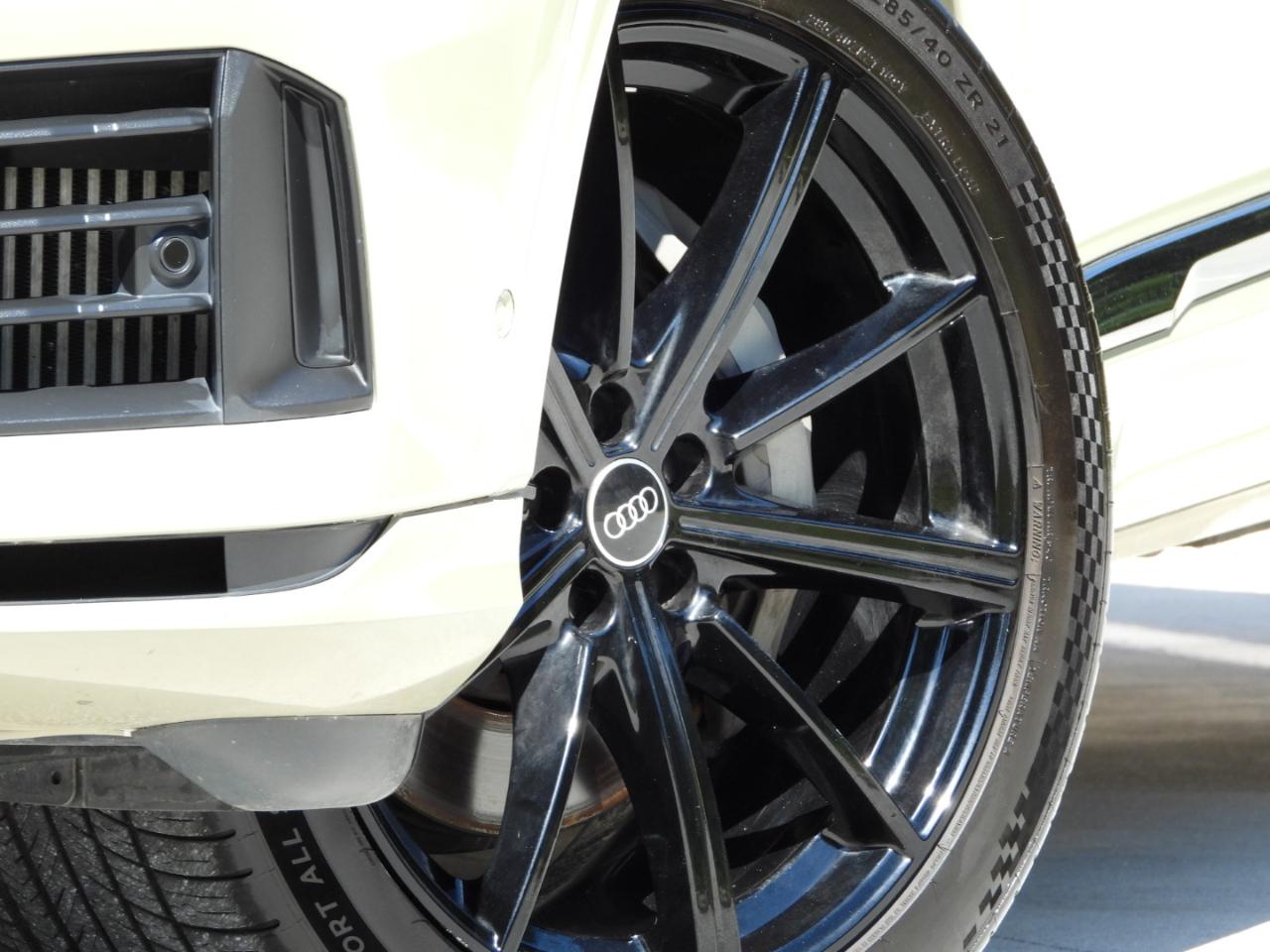 Audi Q7 Premium Plus 55 TFSI quattro 2021