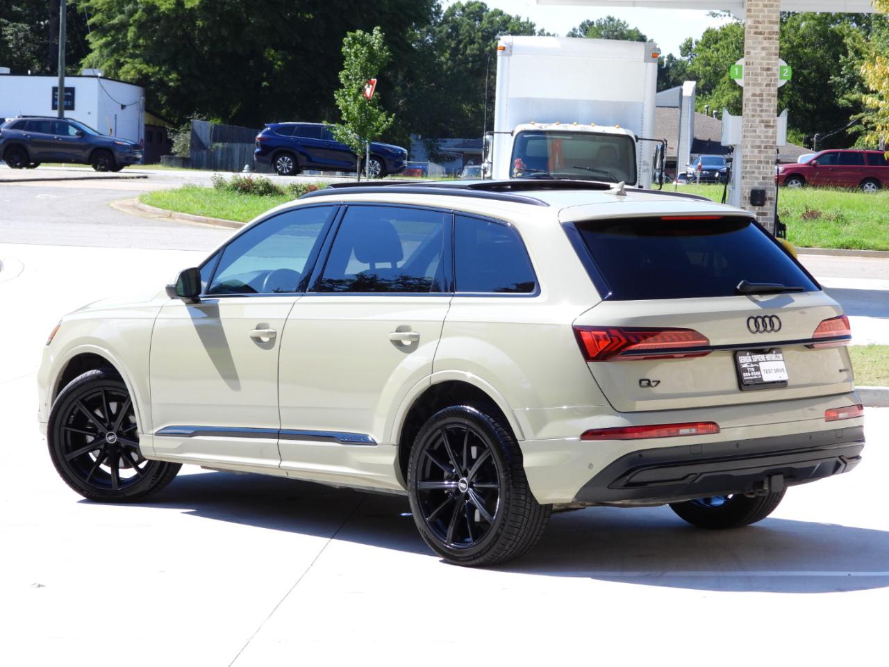 Audi Q7 Premium Plus 55 TFSI quattro 2021