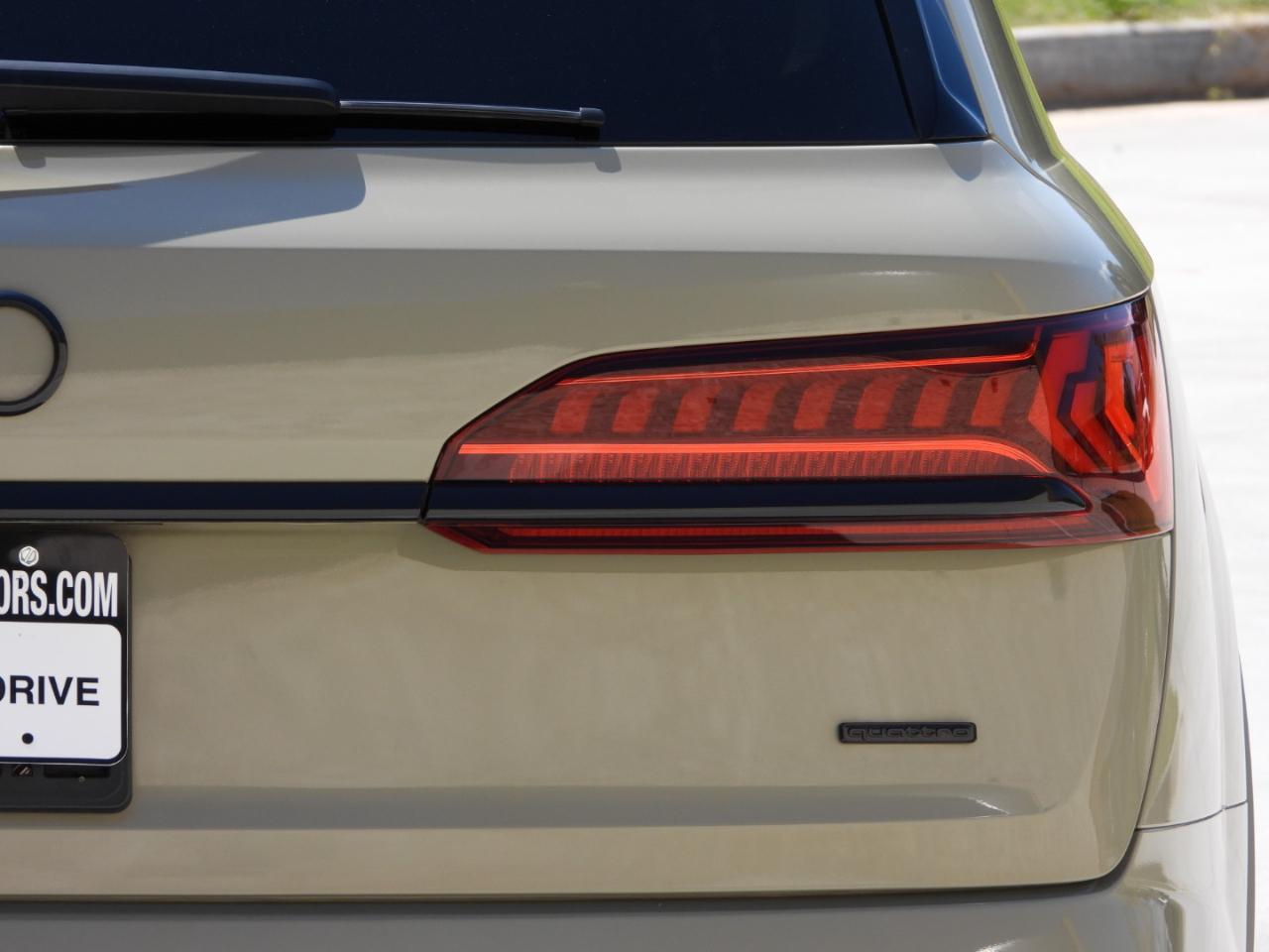 Audi Q7 Premium Plus 55 TFSI quattro 2021