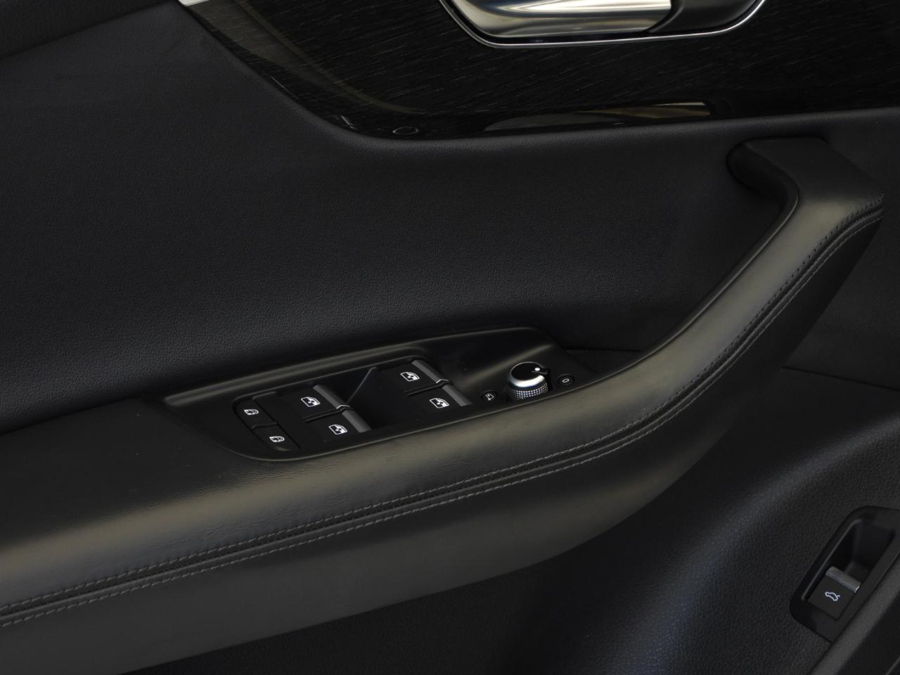 Audi Q7 Premium Plus 55 TFSI quattro 2021