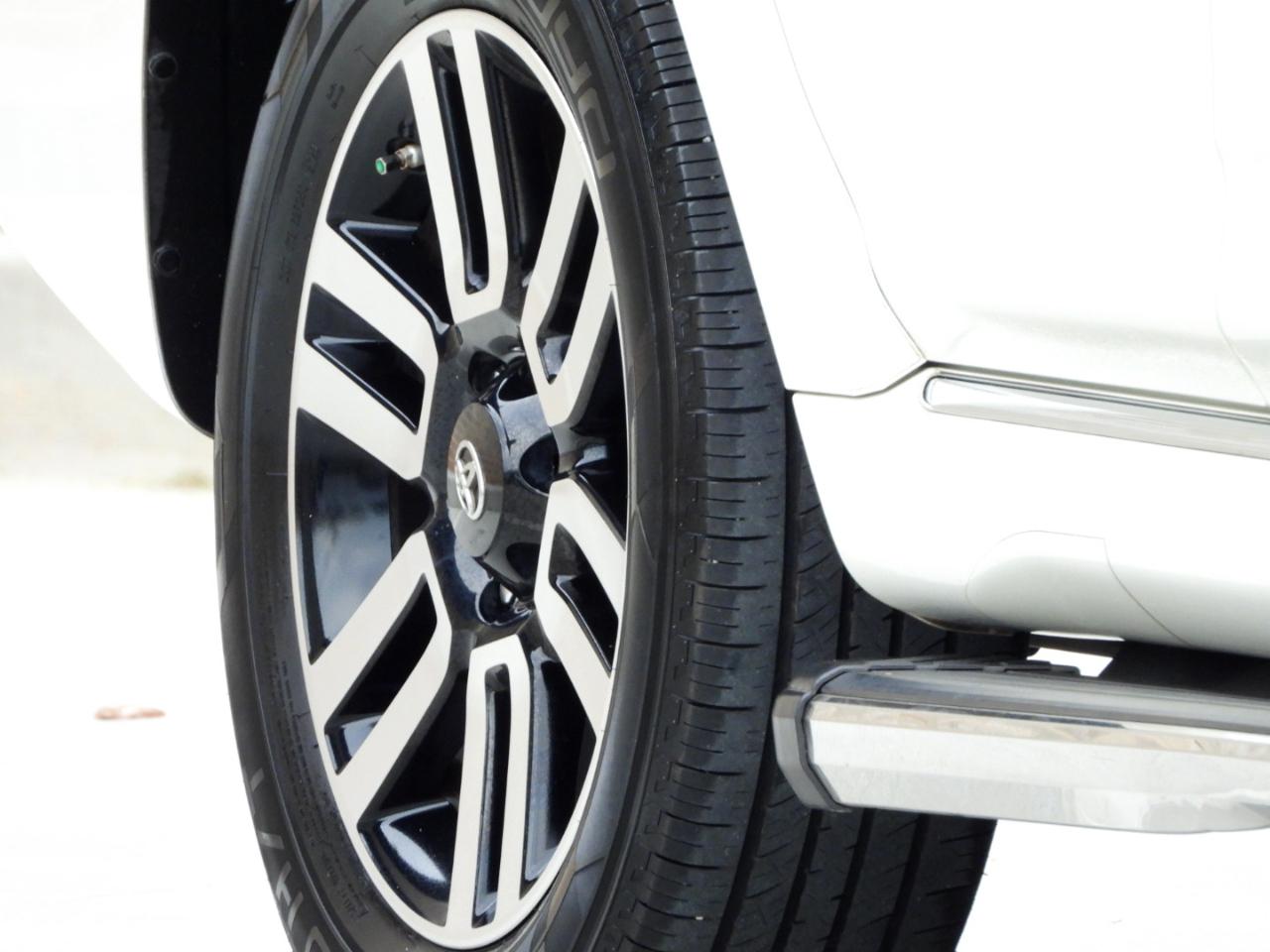 Toyota 4Runner Limited 2WD V6 2018