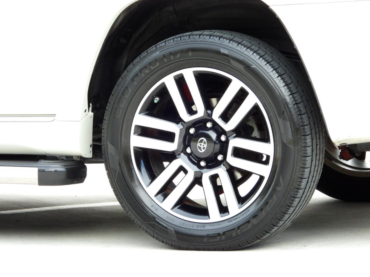 Toyota 4Runner Limited 2WD V6 2018