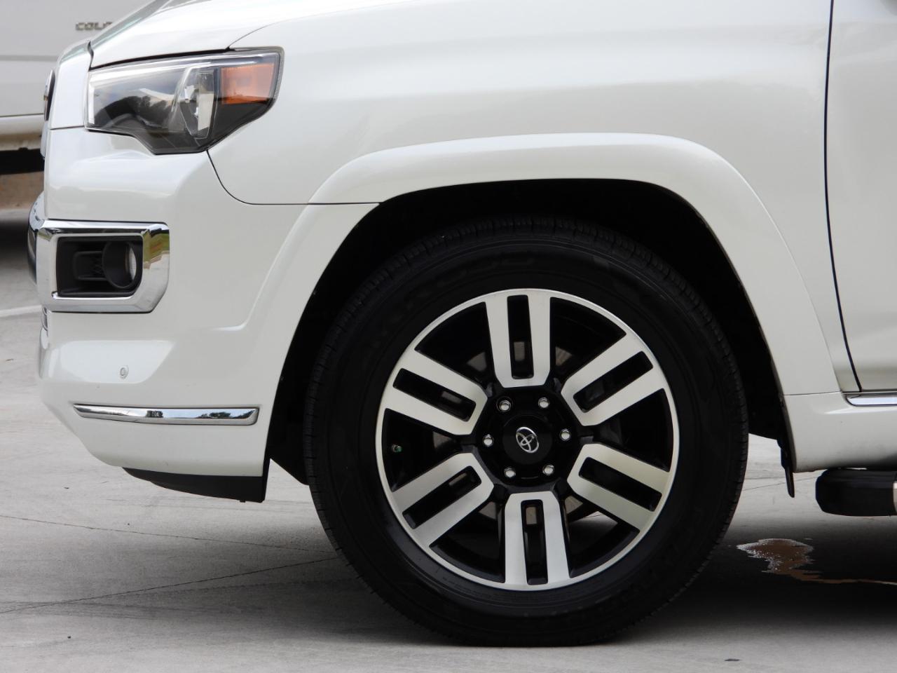 Toyota 4Runner Limited 2WD V6 2018