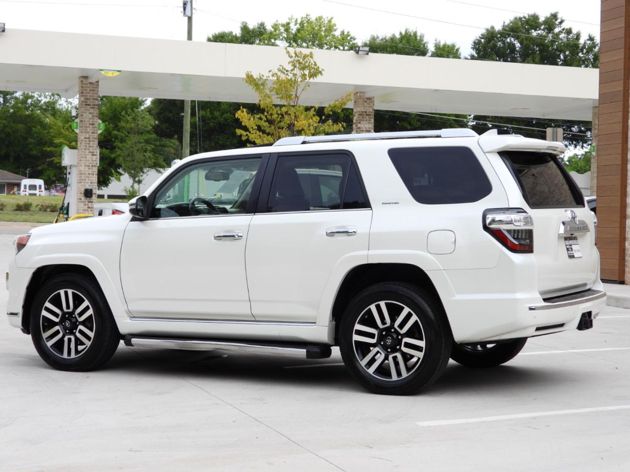 Toyota 4Runner Limited 2WD V6 2018
