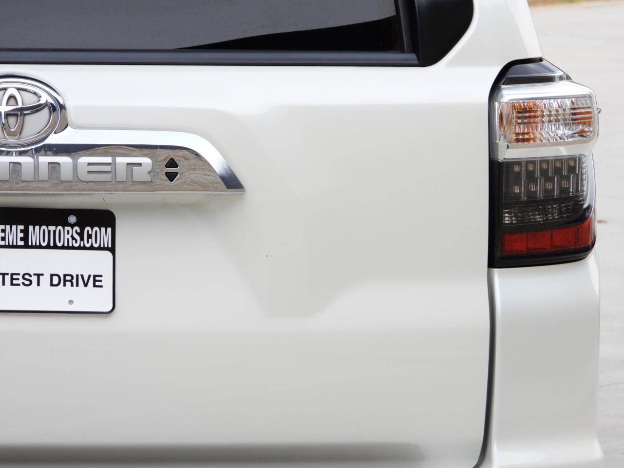 Toyota 4Runner Limited 2WD V6 2018