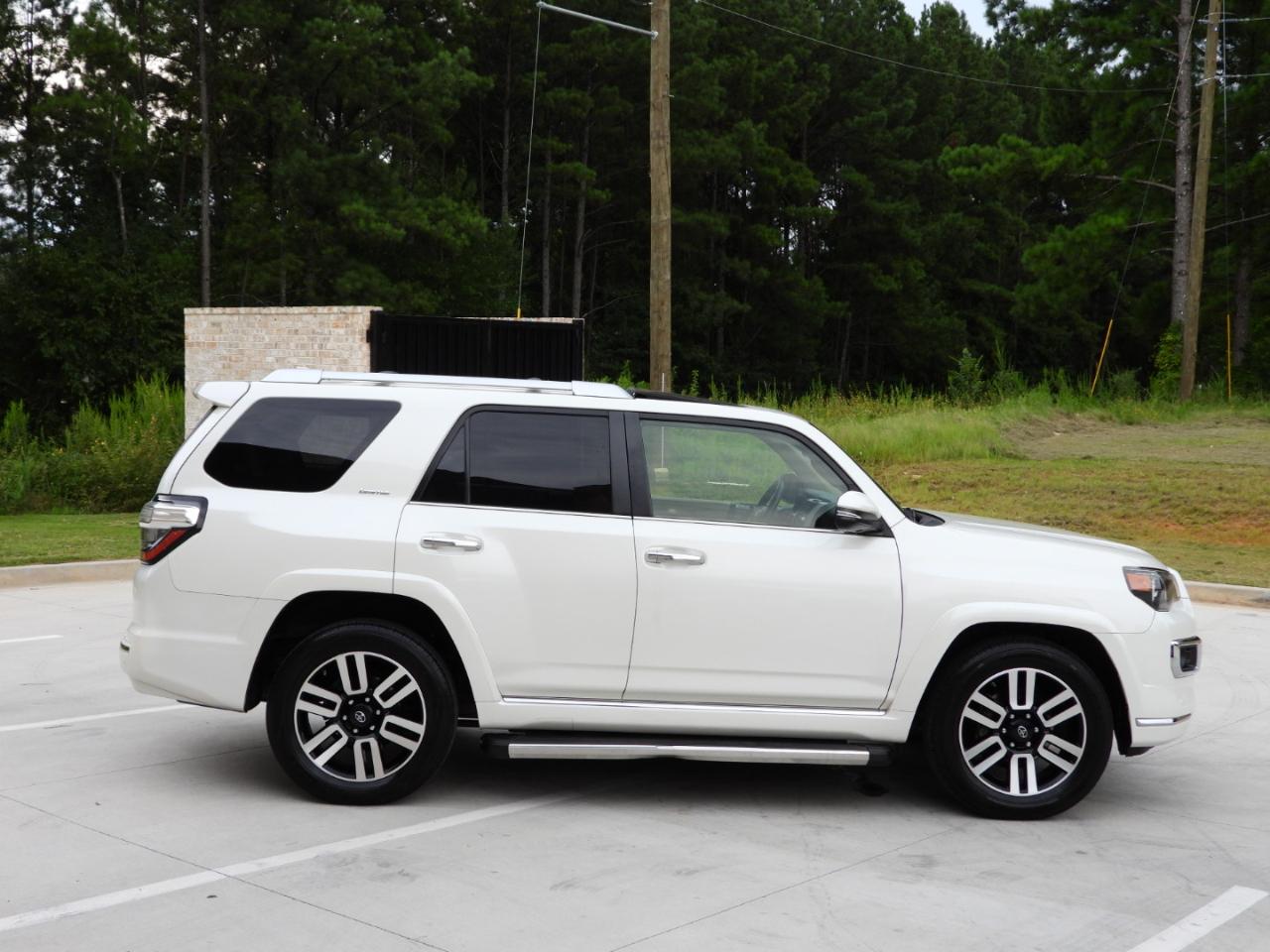 Toyota 4Runner Limited 2WD V6 2018