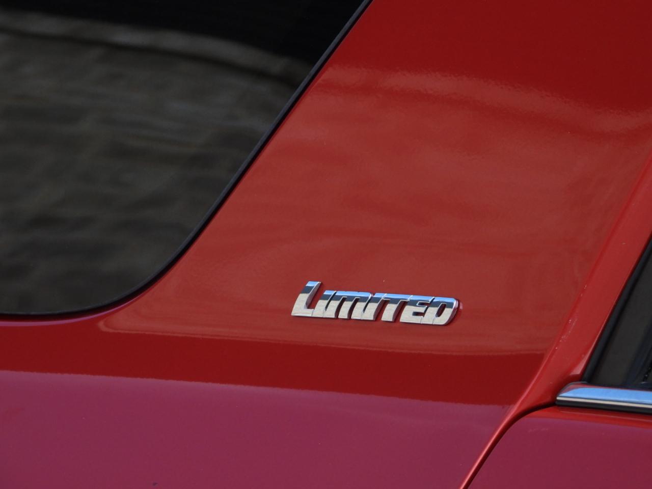 Toyota 4Runner Limited 2WD V6 2019