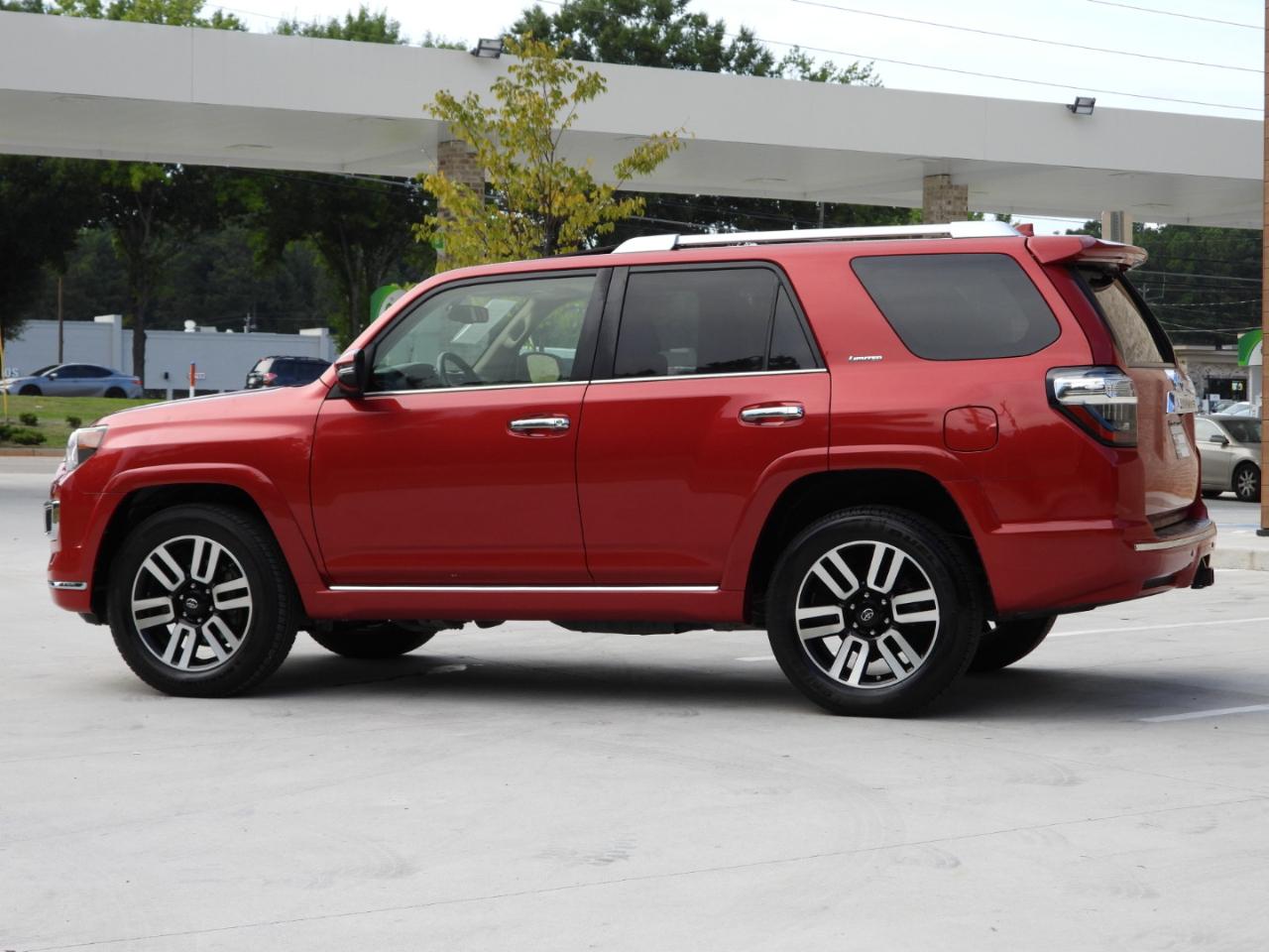 Toyota 4Runner Limited 2WD V6 2019