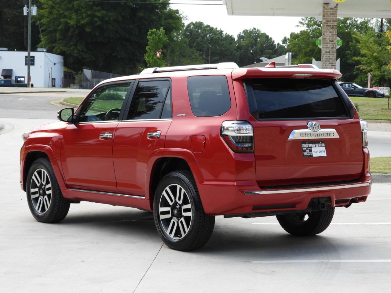 Toyota 4Runner Limited 2WD V6 2019