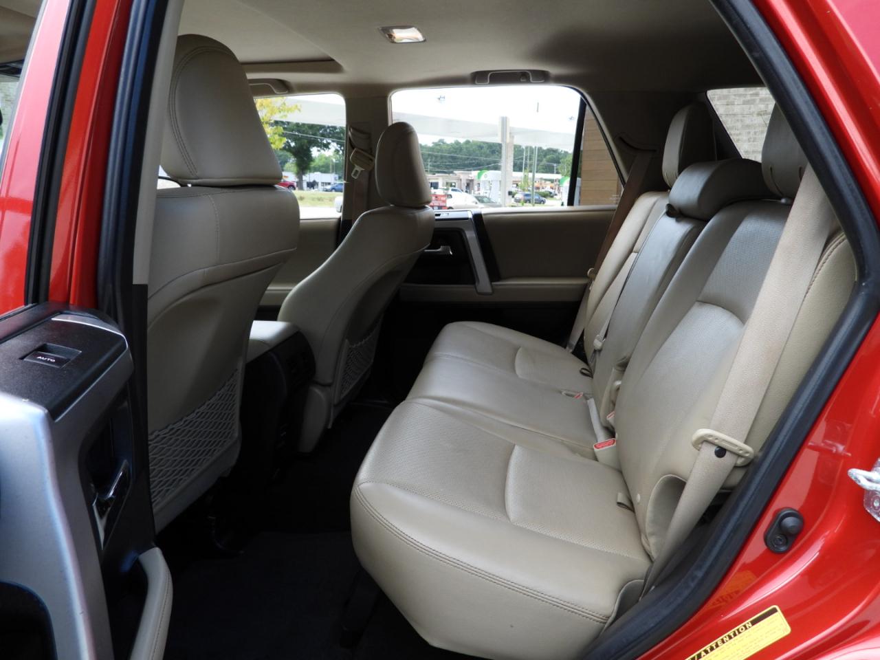 Toyota 4Runner Limited 2WD V6 2019