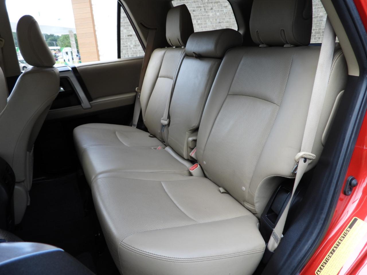 Toyota 4Runner Limited 2WD V6 2019