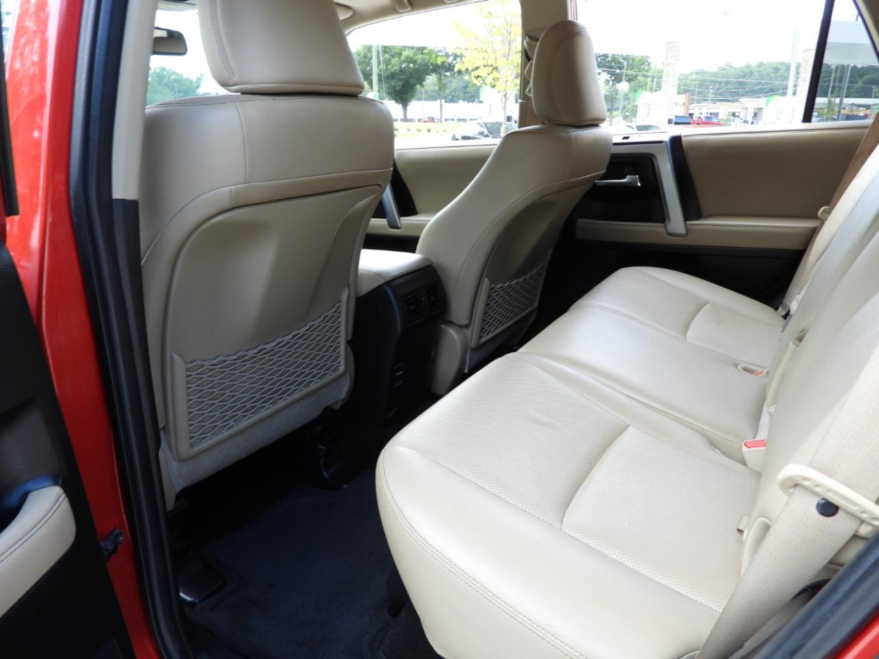 Toyota 4Runner Limited 2WD V6 2019