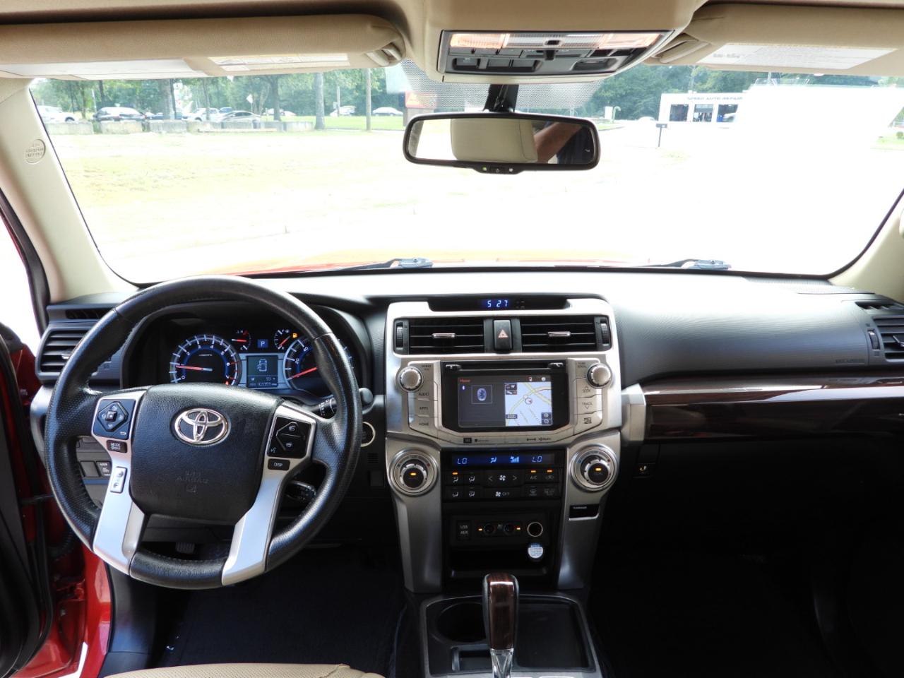 Toyota 4Runner Limited 2WD V6 2019