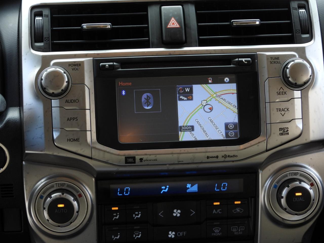 Toyota 4Runner Limited 2WD V6 2019