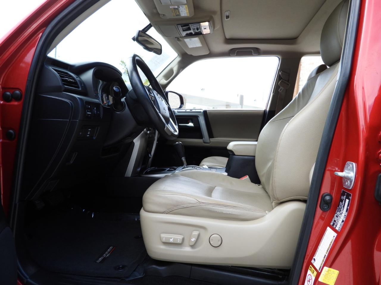 Toyota 4Runner Limited 2WD V6 2019