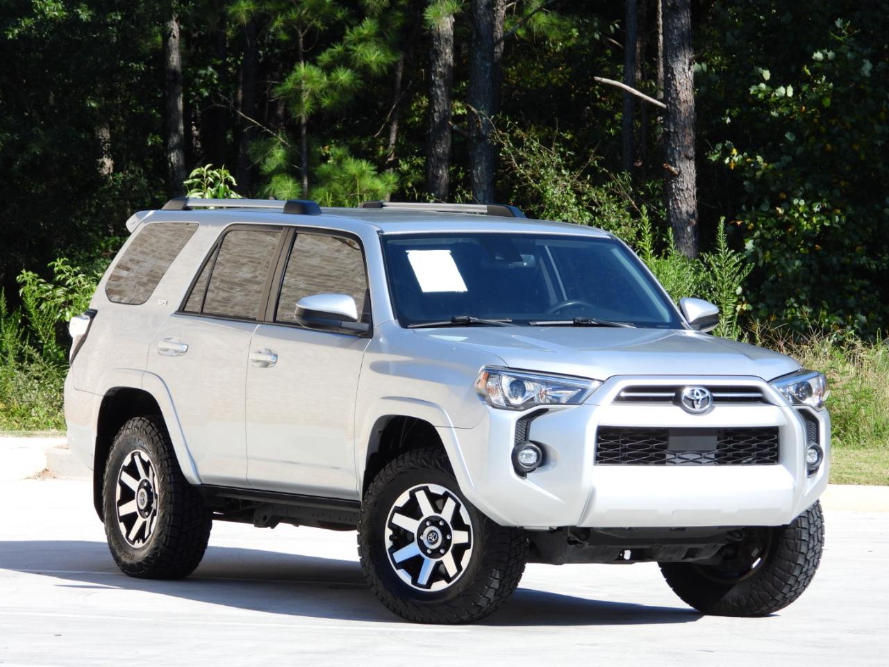 Toyota 4Runner SR5 2021
