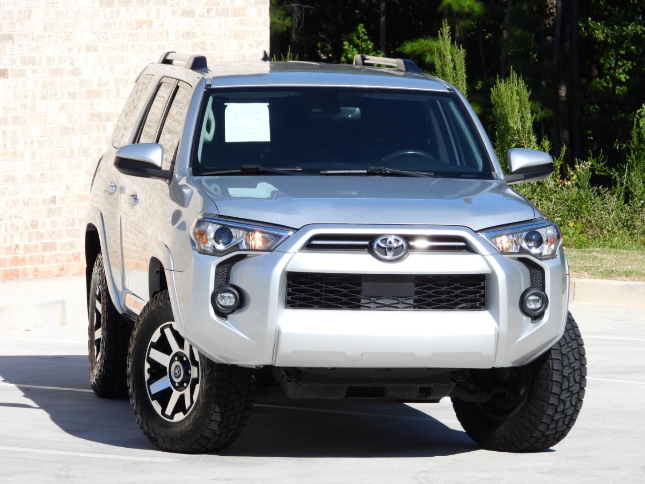 Toyota 4Runner SR5 2021