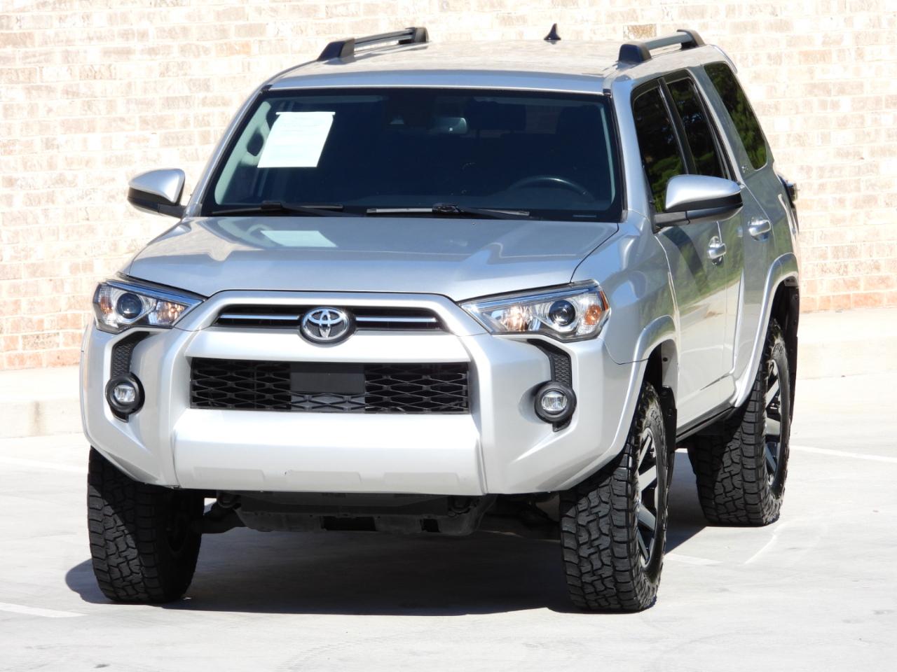 Toyota 4Runner SR5 2021