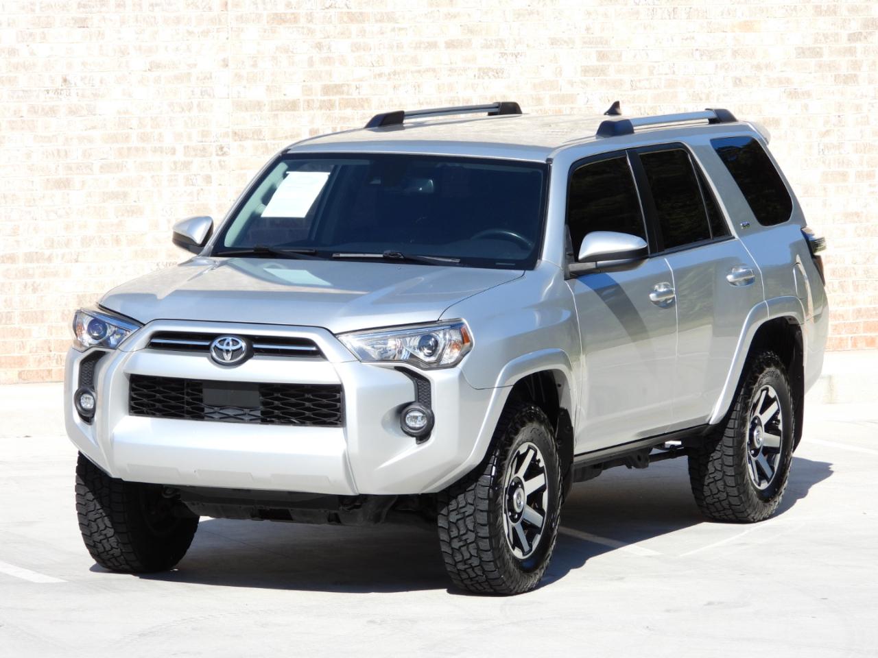 Toyota 4Runner SR5 2021