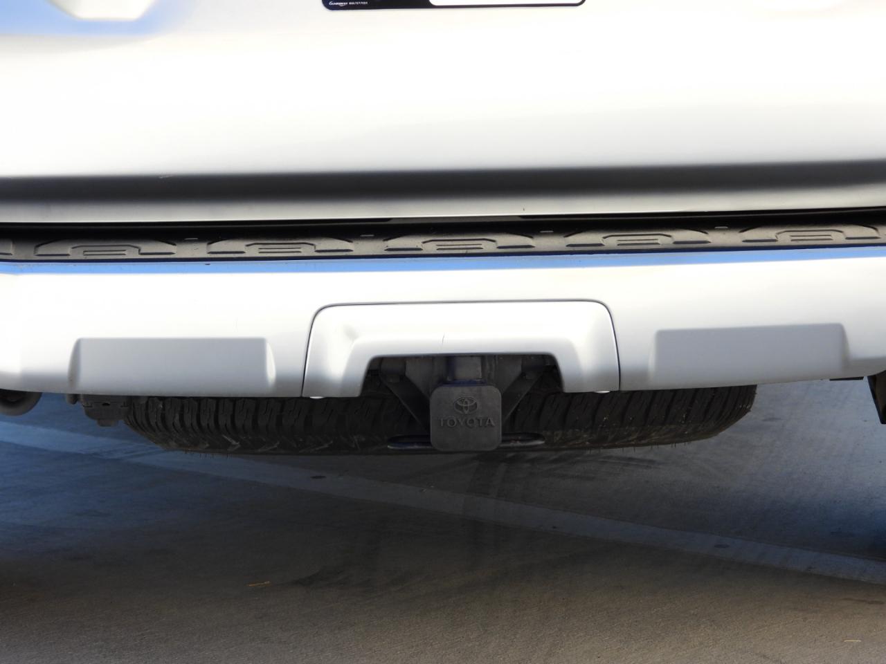 Toyota 4Runner SR5 2021