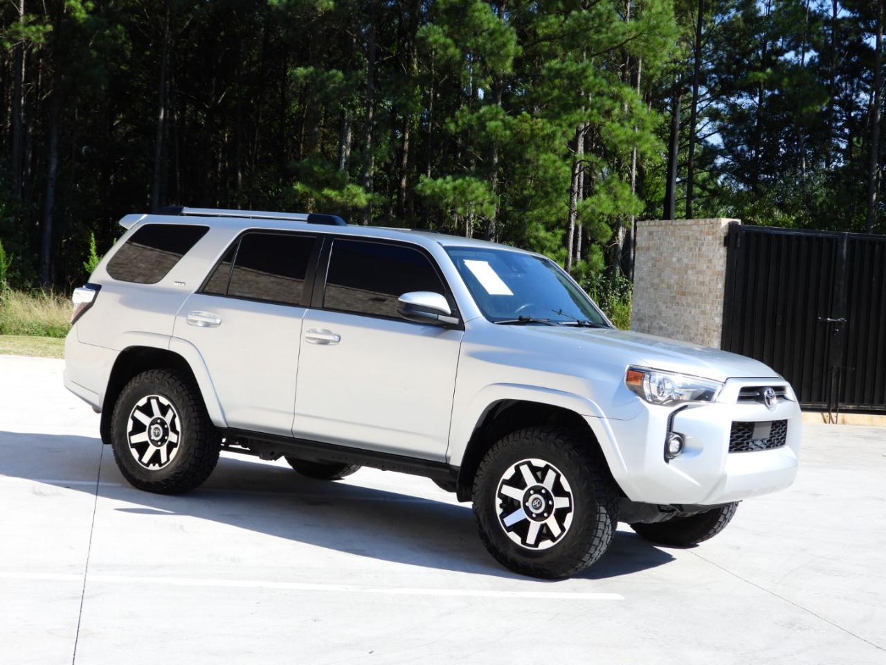 Toyota 4Runner SR5 2021