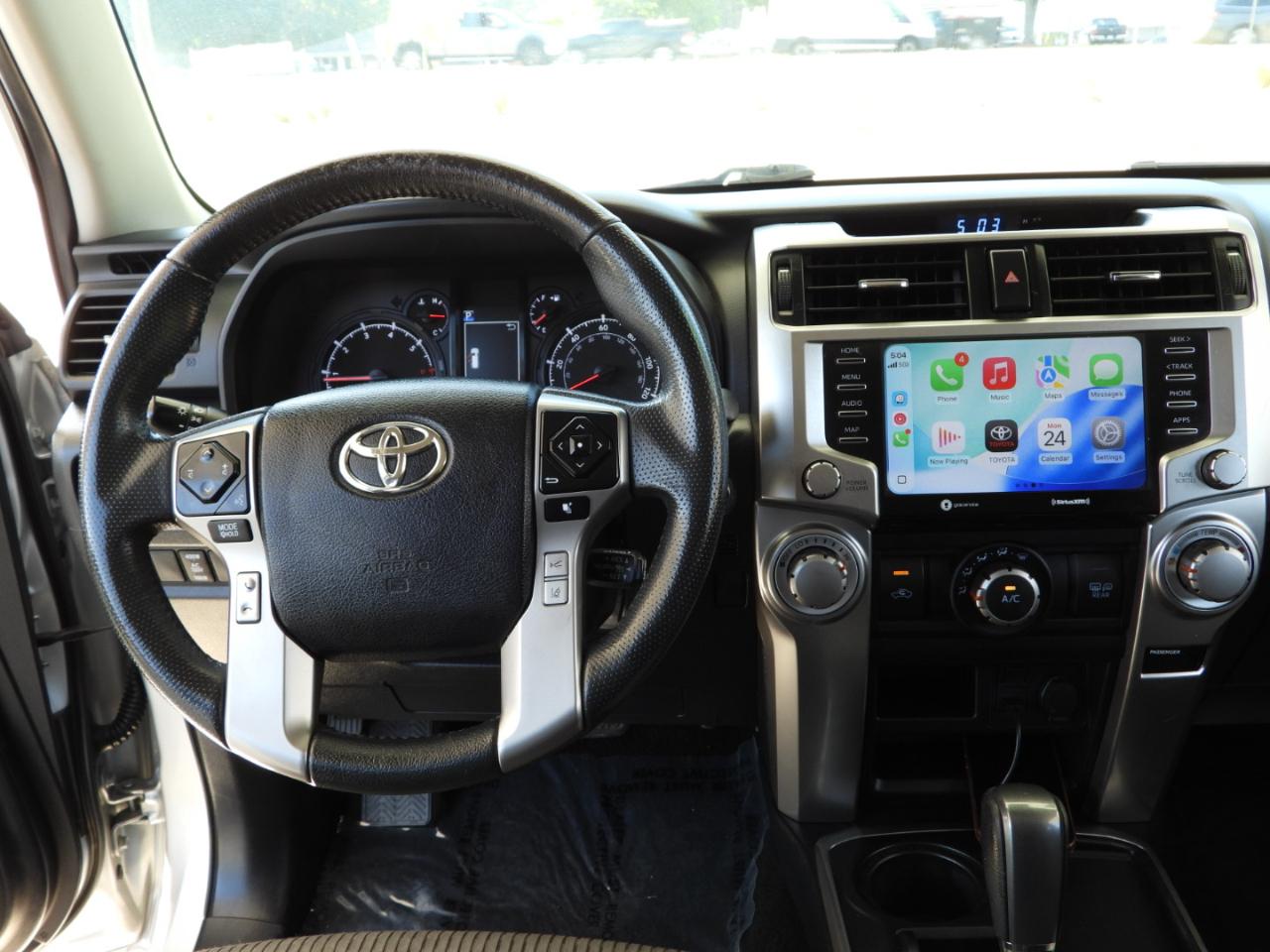 Toyota 4Runner SR5 2021