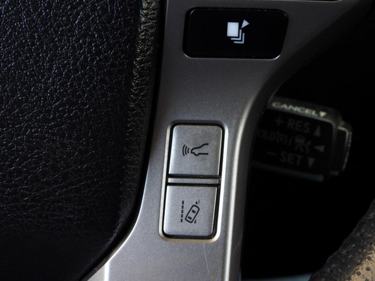 Toyota 4Runner SR5 2021