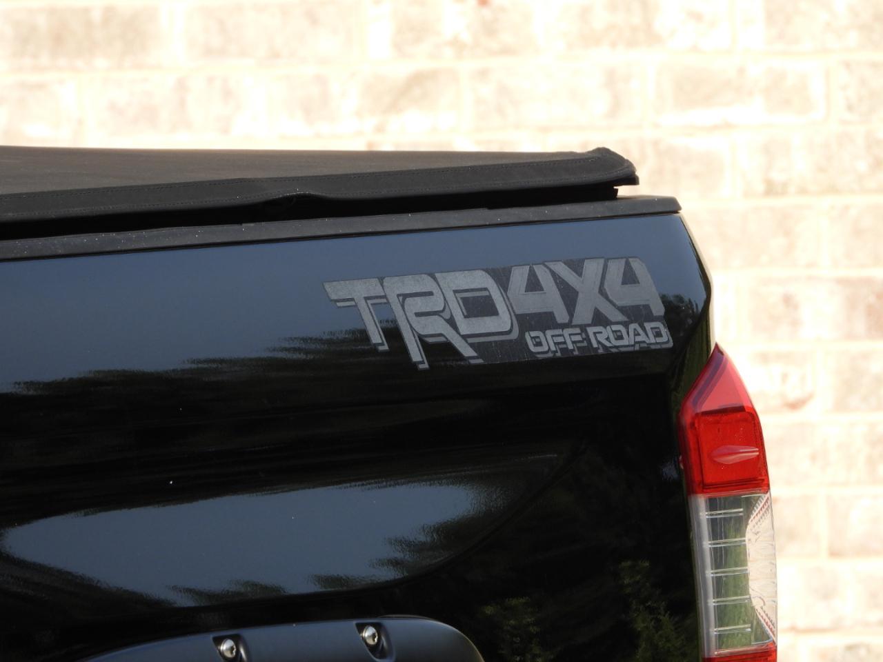 Toyota Tundra SR5 5.7L V8 Double Cab 4WD 2015