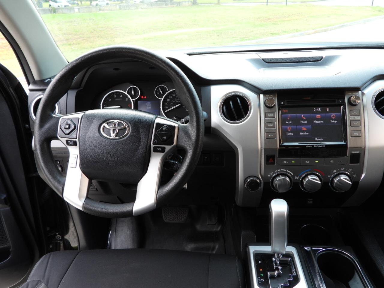 Toyota Tundra SR5 5.7L V8 Double Cab 4WD 2015