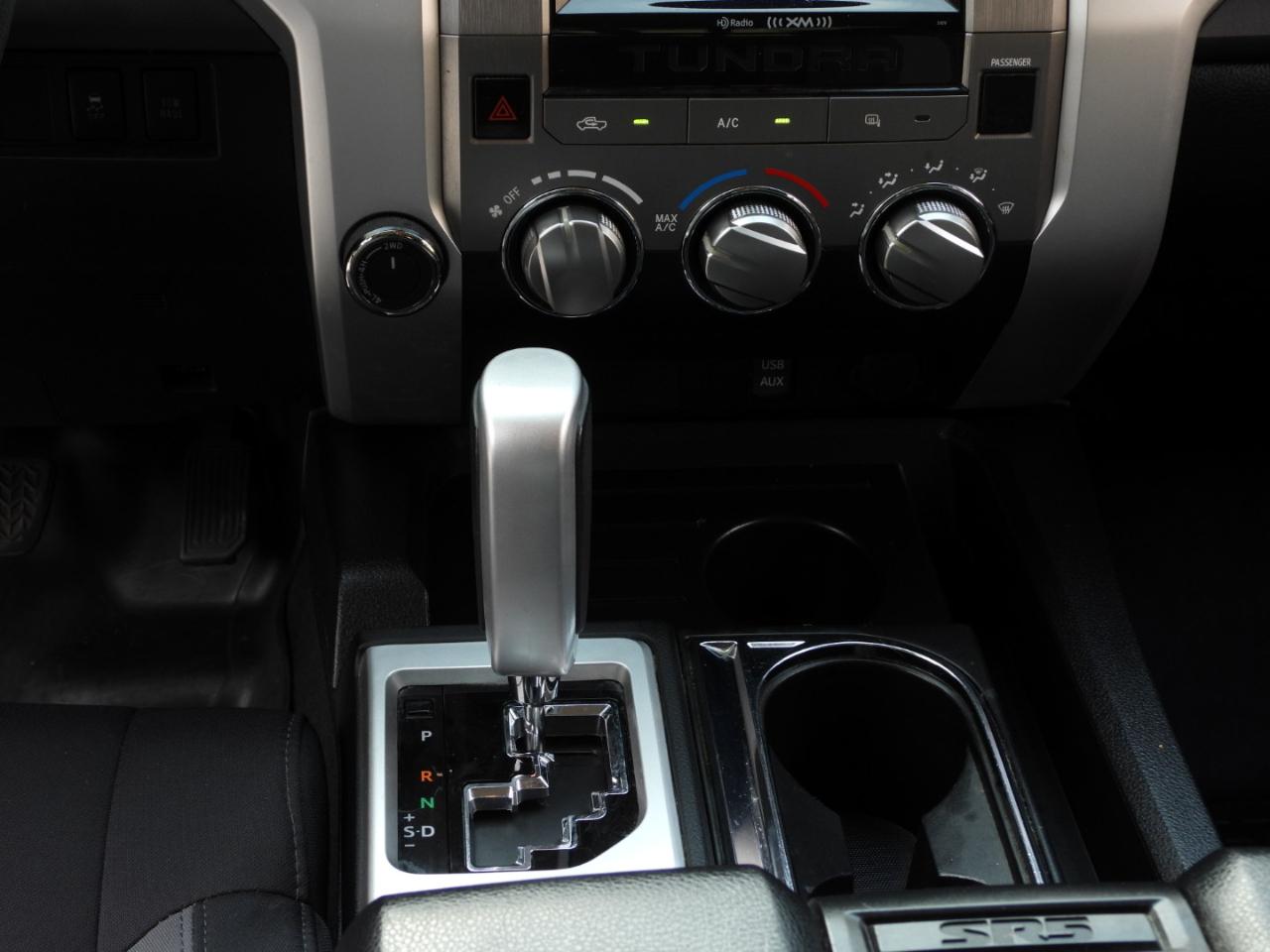 Toyota Tundra SR5 5.7L V8 Double Cab 4WD 2015