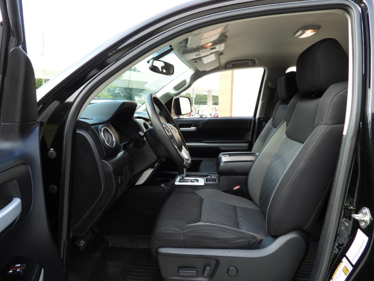 Toyota Tundra SR5 5.7L V8 Double Cab 4WD 2015