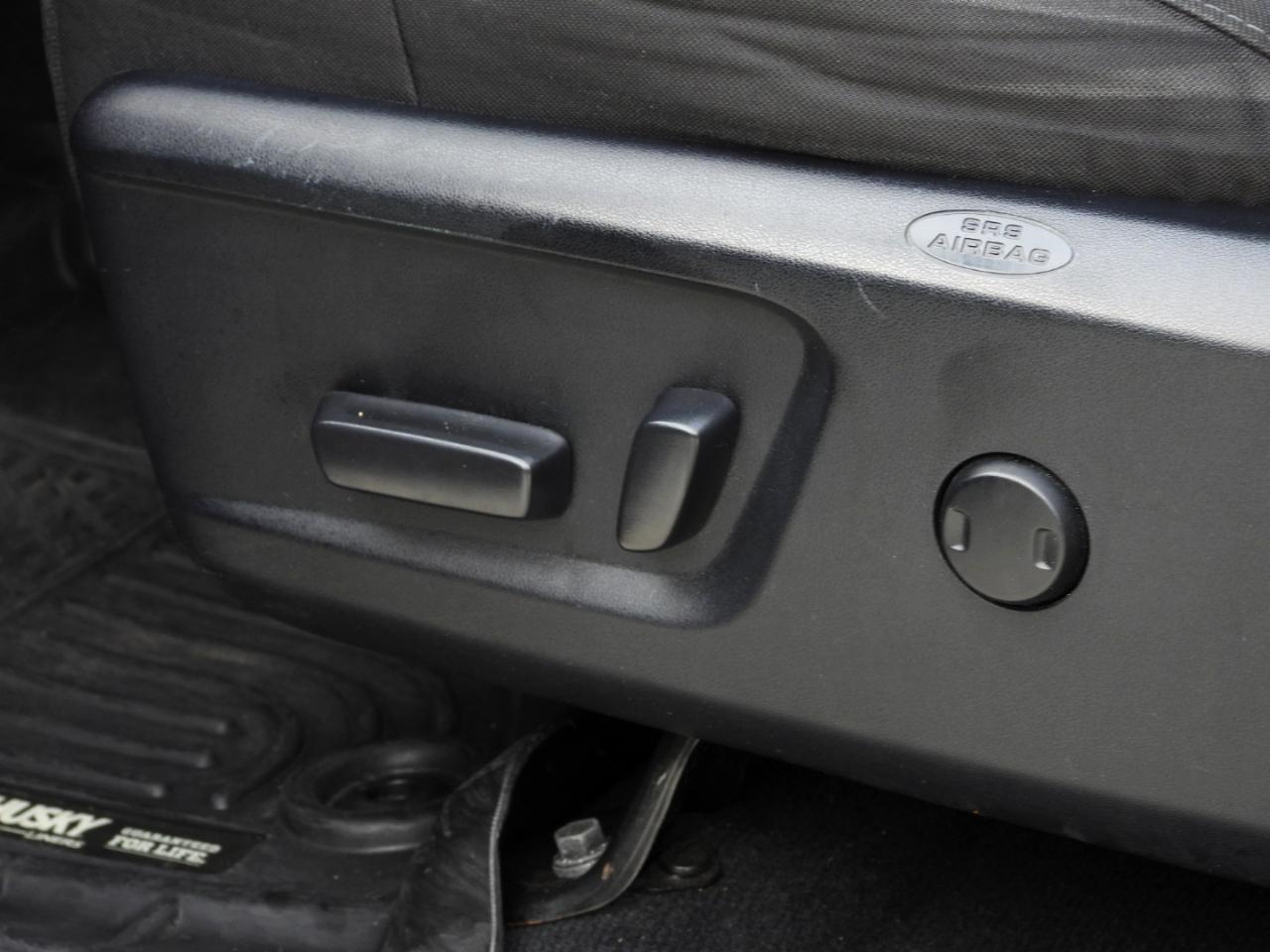 Toyota Tundra SR5 5.7L V8 Double Cab 4WD 2015