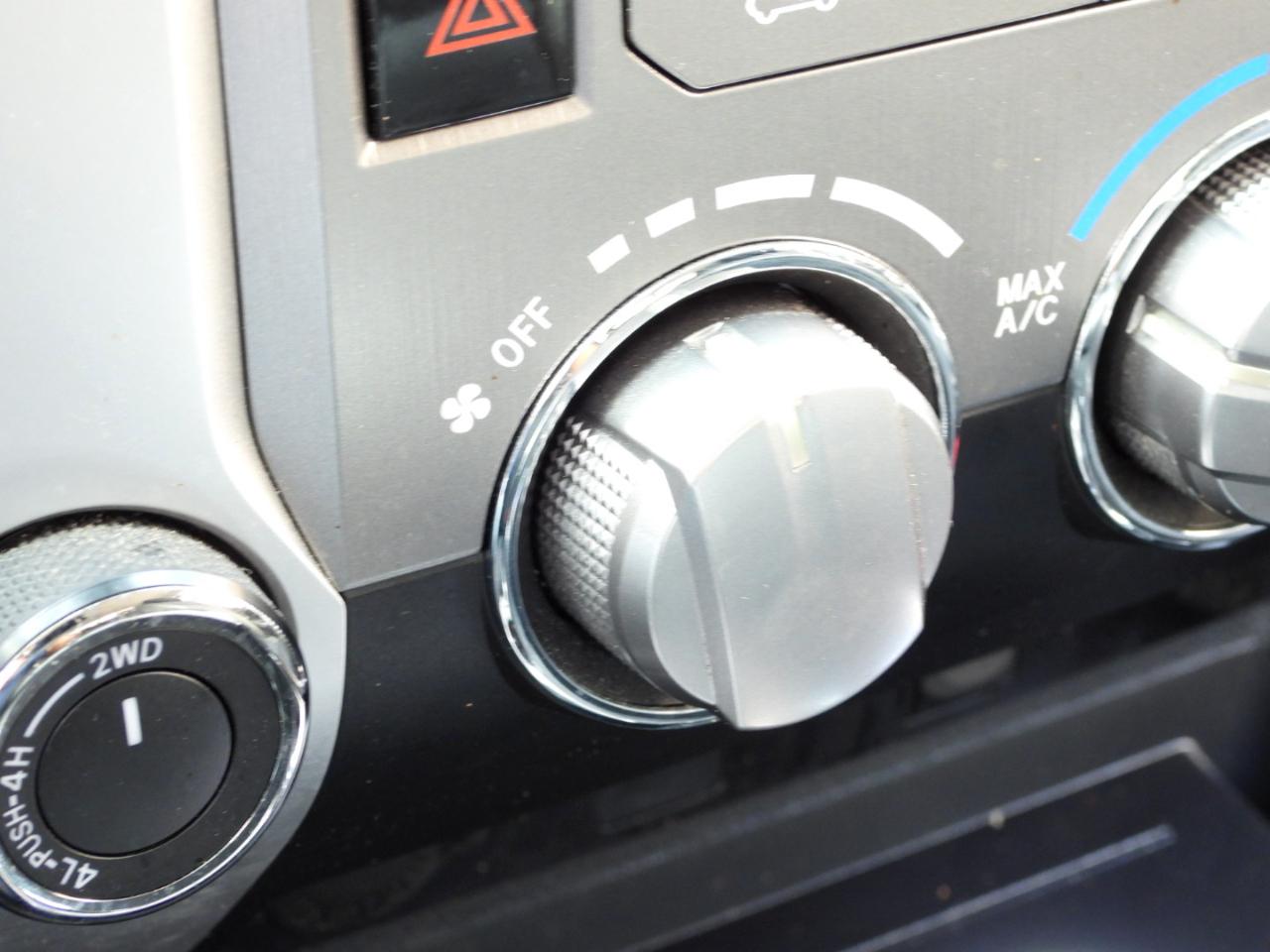 Toyota Tundra SR5 5.7L V8 Double Cab 4WD 2015